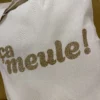 Tote-bag couleur or, artisanal en coton naturel certifié Oeko-Tex, fabriqué en Franche-Comté avec l'expression "ça meule", sac écologique et original.